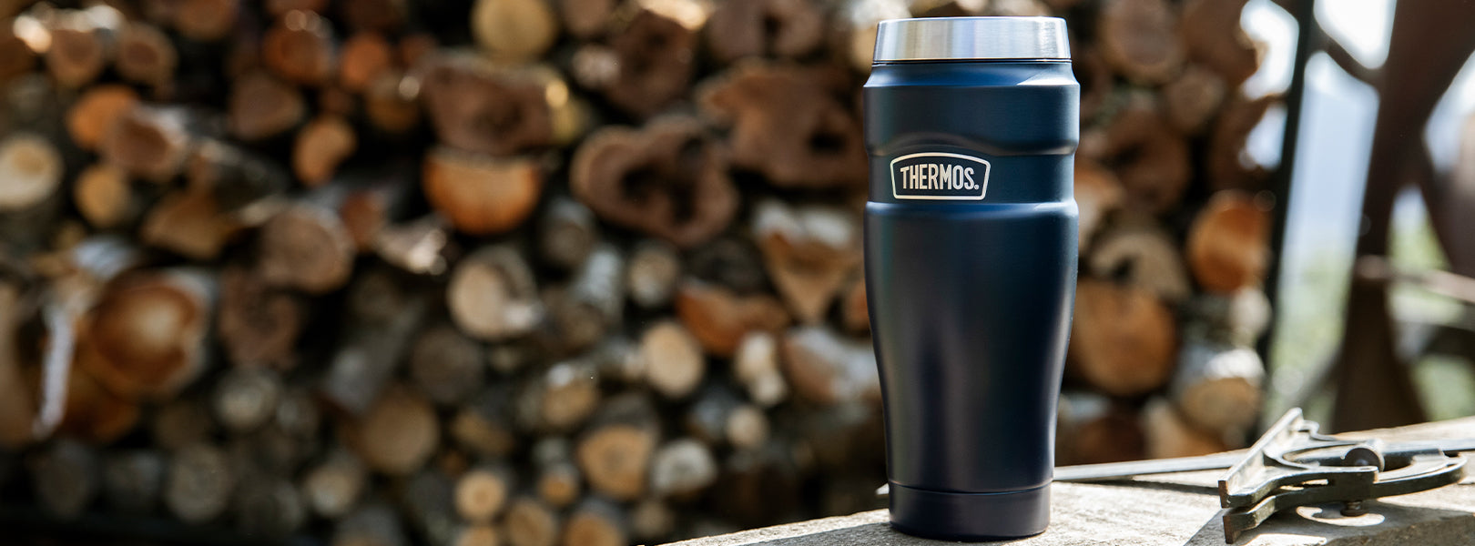 http://thermos.com/cdn/shop/collections/Collection_HeroImage_1620x600_StainlessKing.jpg?v=1683146752