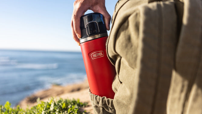 Beat The Heat: The Best Thermos Drinkware to Keep Drinks Cold for Your Beach Read