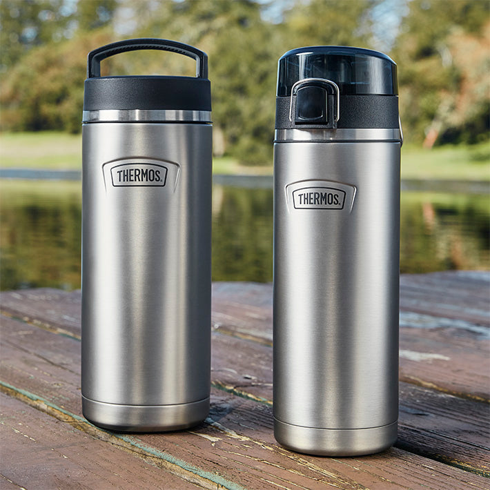 https://thermos.com/cdn/shop/files/IS2202MS_MatteSS_IS2302MS_MatteSS_ICON_OctMed_23_CAL_Lake_03B_0036_rt_v1_WaterBottles_SubCollectionImage_710x710_fdda7748-c105-452f-a0d8-4db65930f7d2_1024x1024.jpg?v=1691516891