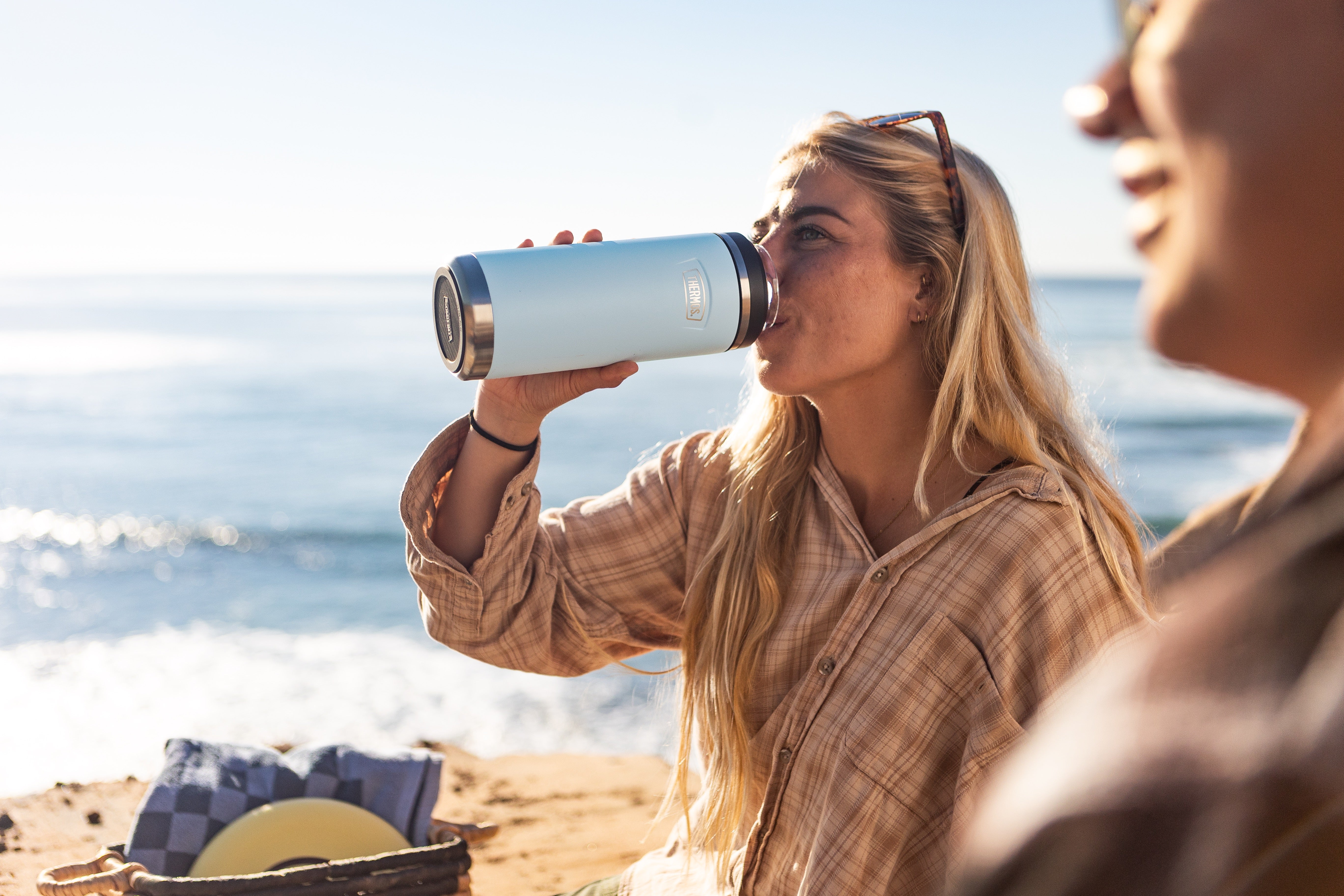 Thermos® Insulated Water Bottles, Food Jars & Tumblers | Official